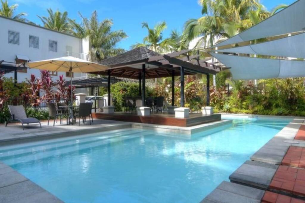 פורט דוגלאס Tropical One Bedroom Apartment At The Mediterranean מראה חיצוני תמונה